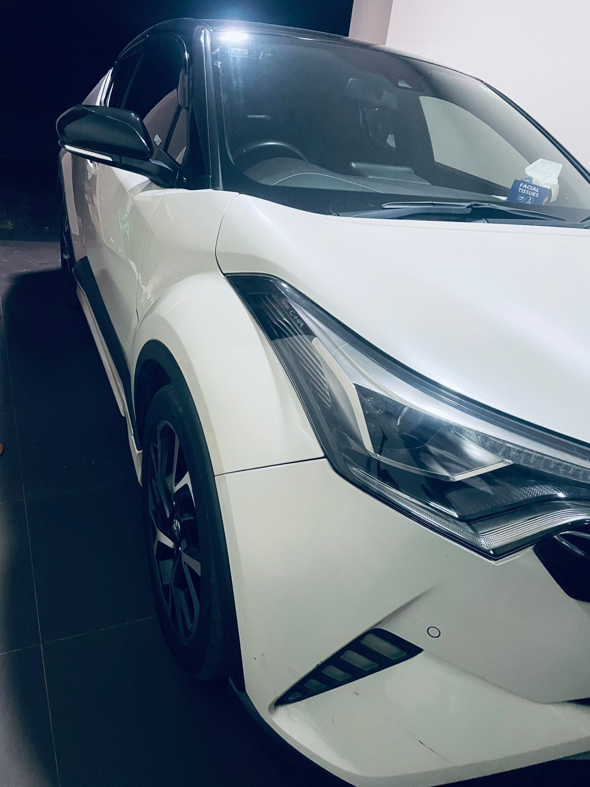 Toyota CHR 2018 - பயன்படுத்தப்பட்டது SUV sale in Sri Lanka - patpat.lk