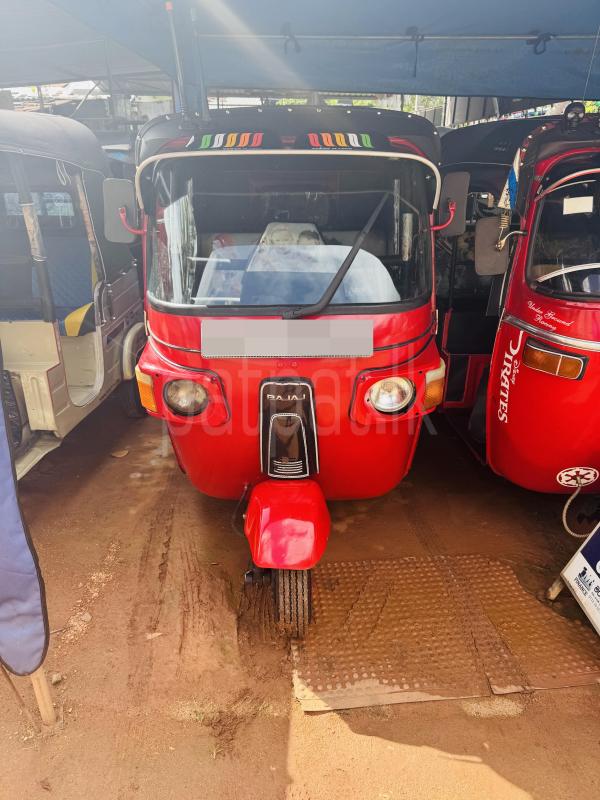 Bajaj Three Wheel 2011 - பயன்படுத்தப்பட்டது முச்சக்கர வண்டி sale in Sri Lanka - patpat.lk