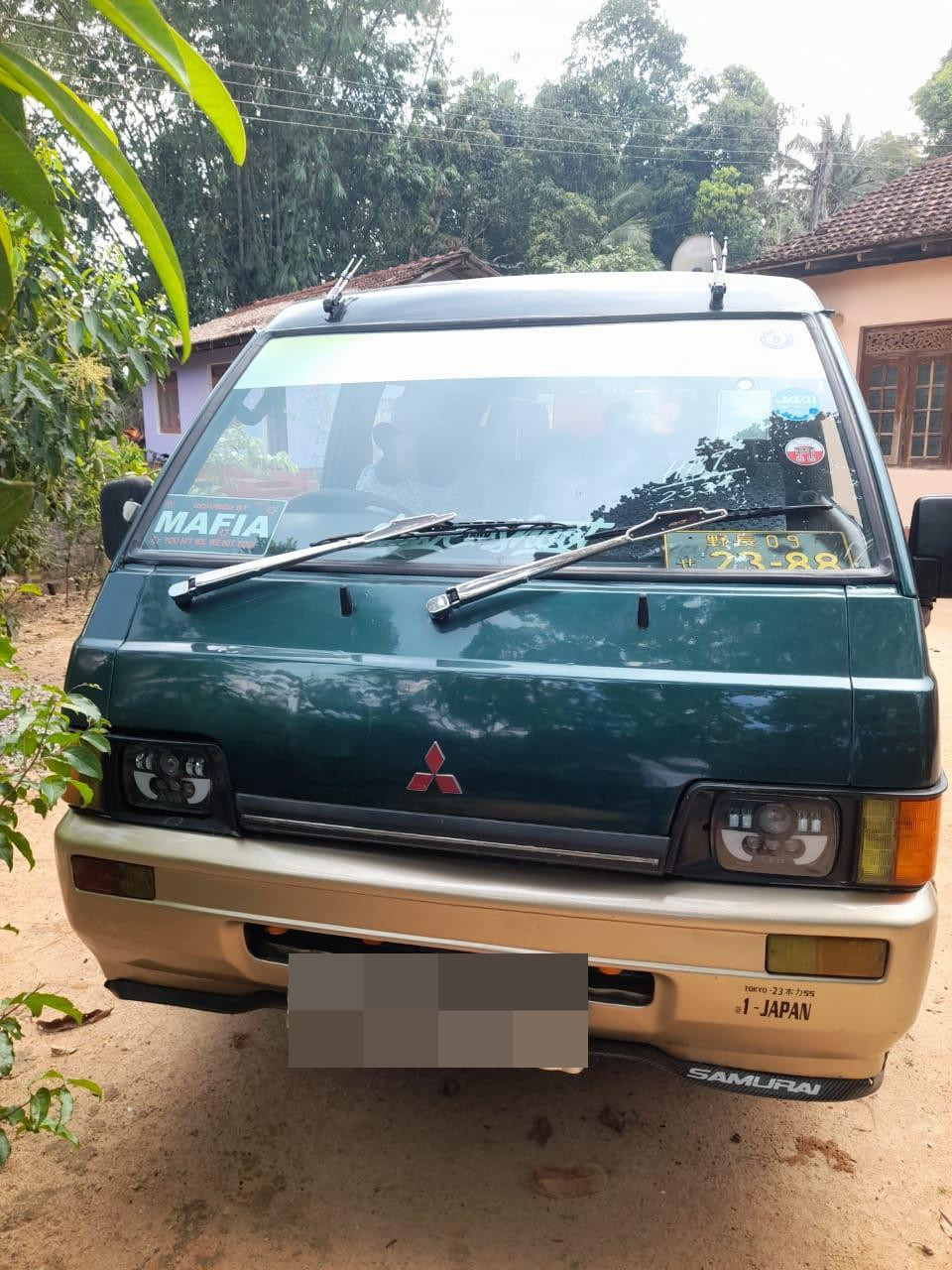 Mitsubishi Delica 1999 ads-image-1