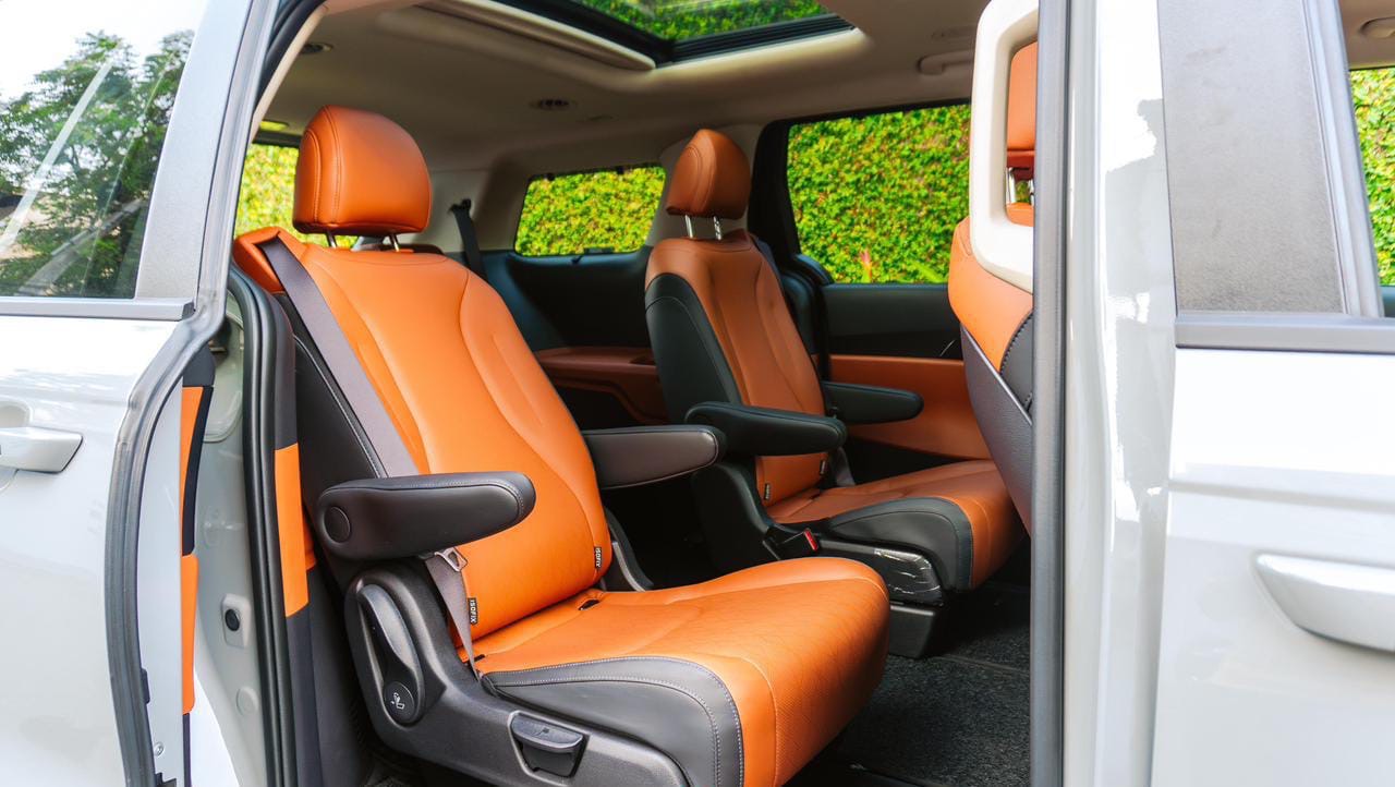 KIA Carnival 2024 - Brand New Van sale in Sri Lanka - patpat.lk