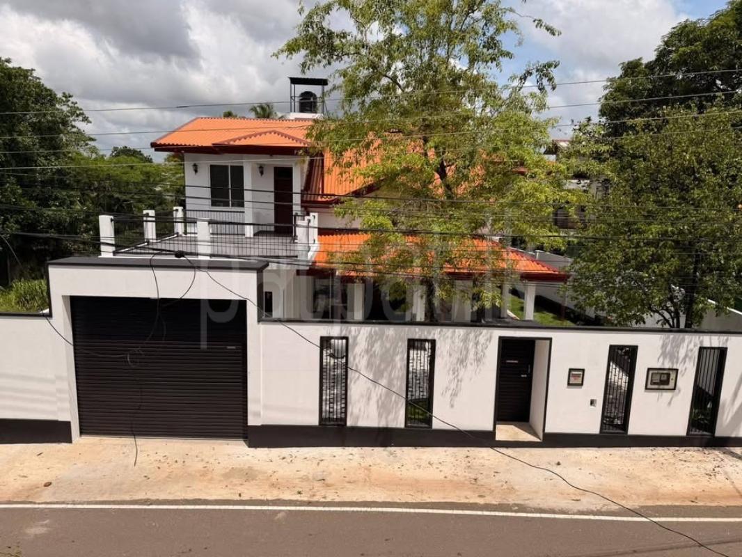 House for Sale in Piliyandala