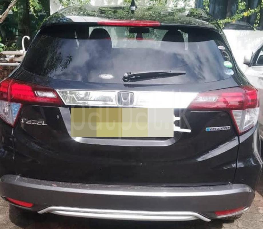 Honda Vezel 2014 - பயன்படுத்தப்பட்டது SUV sale in Sri Lanka - patpat.lk