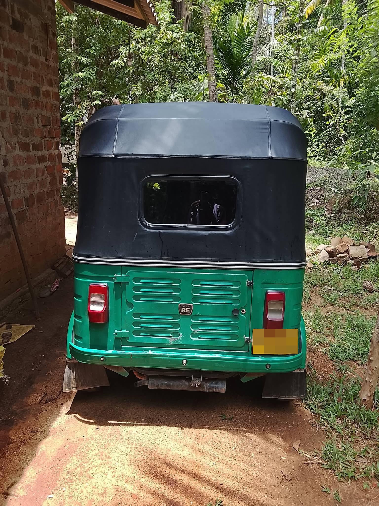 Bajaj Three Wheel 2014 - Used Three wheeler sale in Sri Lanka - patpat.lk