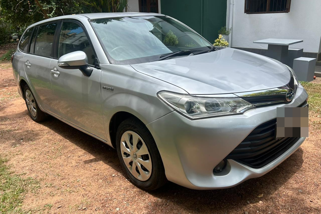 Toyota Fielder 2017 - பயன்படுத்தப்பட்டது கார் sale in Sri Lanka - patpat.lk