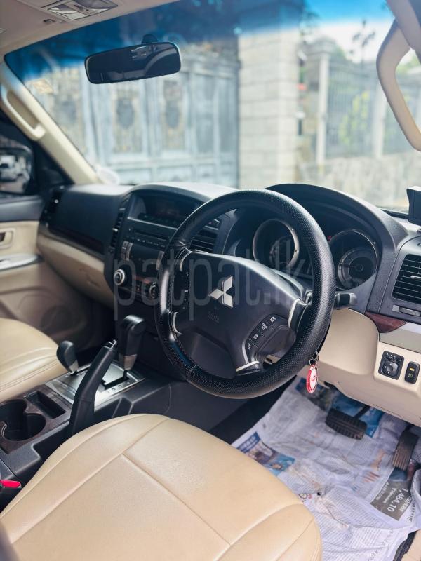 Mitsubishi Montero 2013 - பயன்படுத்தப்பட்டது SUV sale in Sri Lanka - patpat.lk