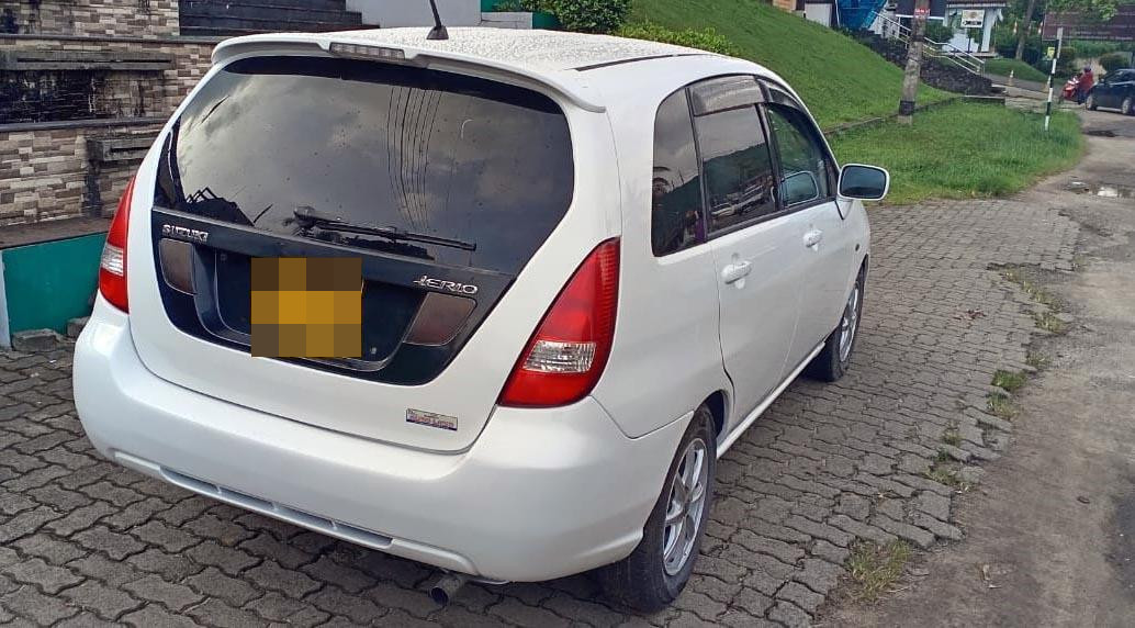 Suzuki Liana 2001 - பயன்படுத்தப்பட்டது கார் sale in Sri Lanka - patpat.lk