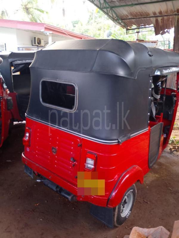 Bajaj 4 stroke 2014 - பயன்படுத்தப்பட்டது முச்சக்கர வண்டி sale in Sri Lanka - patpat.lk