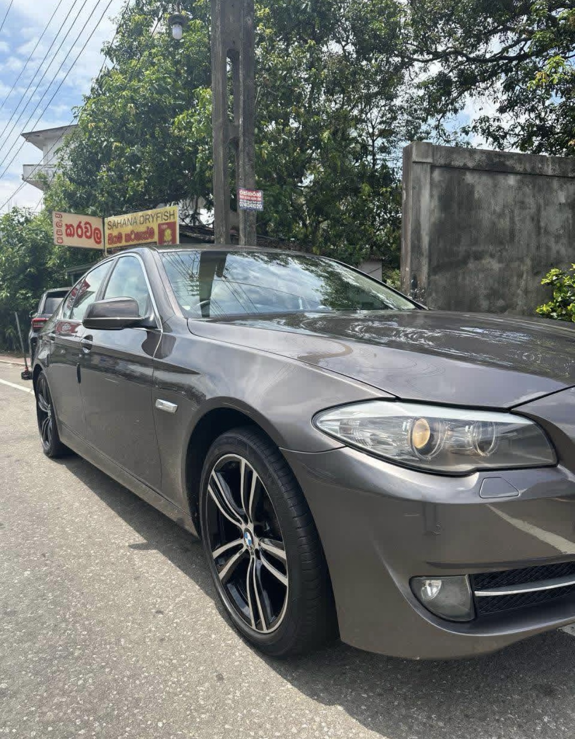 BMW 520D 2012 - பயன்படுத்தப்பட்டது கார் sale in Sri Lanka - patpat.lk