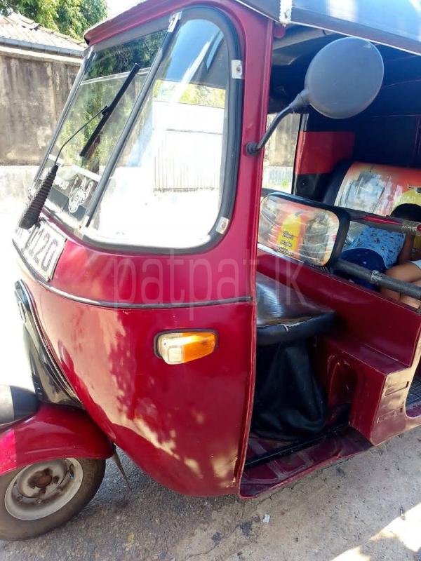 Bajaj Three Wheel 2005 - பயன்படுத்தப்பட்டது முச்சக்கர வண்டி sale in Sri Lanka - patpat.lk