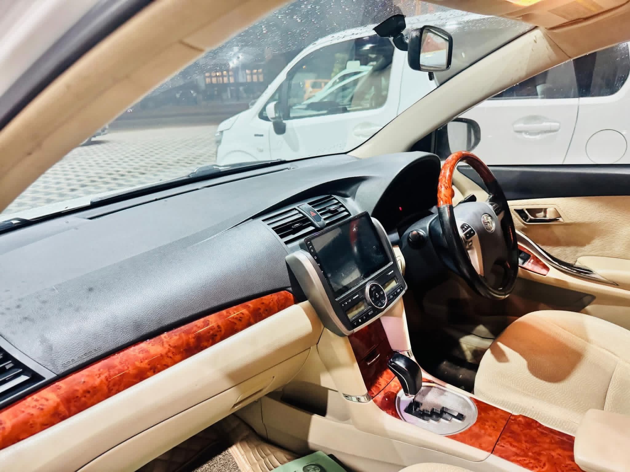 Toyota Premio 2014 - பயன்படுத்தப்பட்டது கார் sale in Sri Lanka - patpat.lk