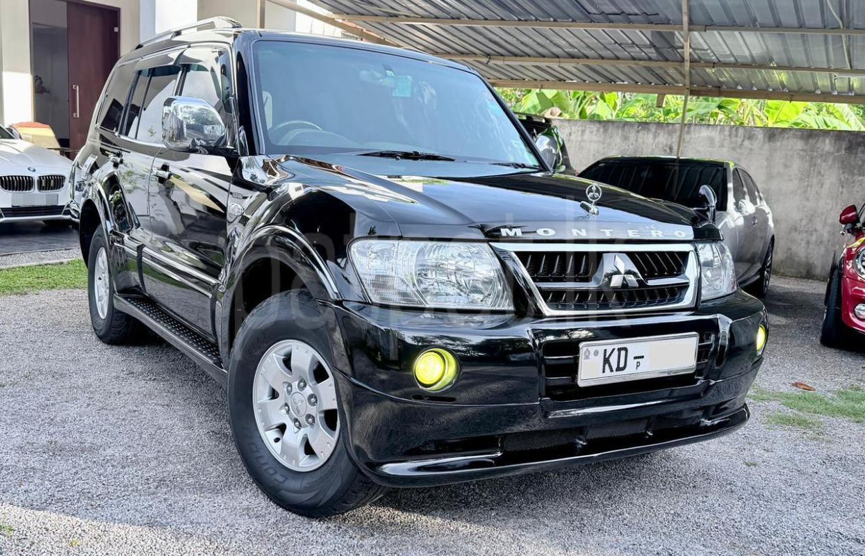 Mitsubishi Montero 2007 - பயன்படுத்தப்பட்டது SUV sale in Sri Lanka - patpat.lk