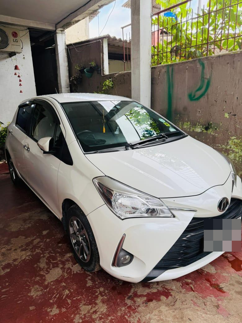 Toyota Vitz 2018 - பயன்படுத்தப்பட்டது கார் sale in Sri Lanka - patpat.lk