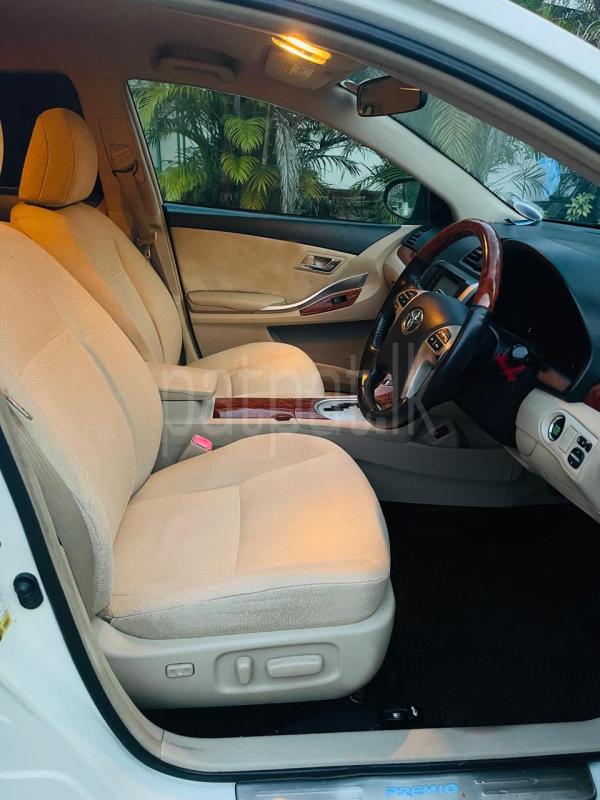 Toyota Premio 2015 - பயன்படுத்தப்பட்டது கார் sale in Sri Lanka - patpat.lk
