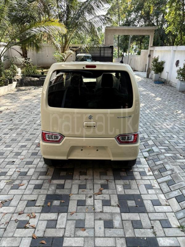 Advertisement image 6