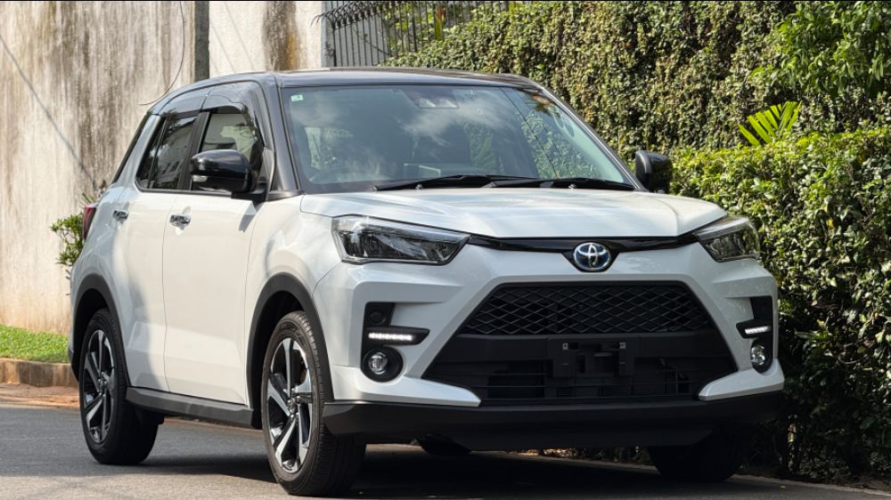 Toyota Raize 2025 - சான்றளிக்கப்பட்டது SUV sale in Sri Lanka - patpat.lk