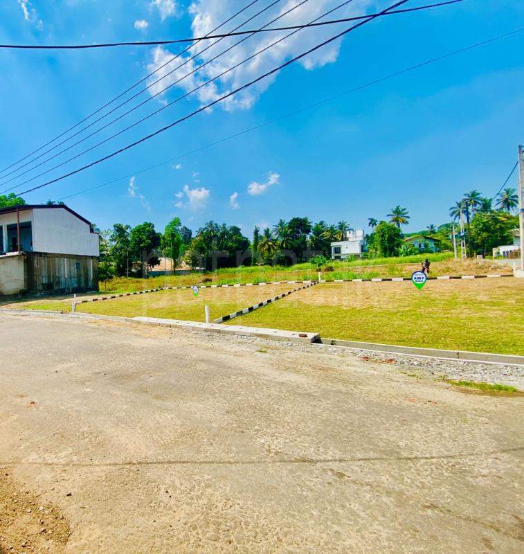Commercial Land for Sale in Athurugiriya