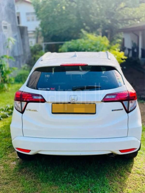 Advertisement image 4