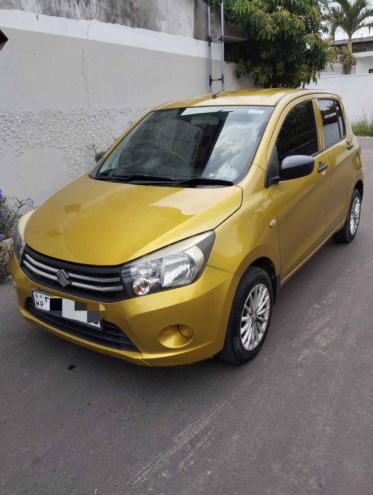 Suzuki Celerio 2015 - பயன்படுத்தப்பட்டது கார் sale in Sri Lanka - patpat.lk