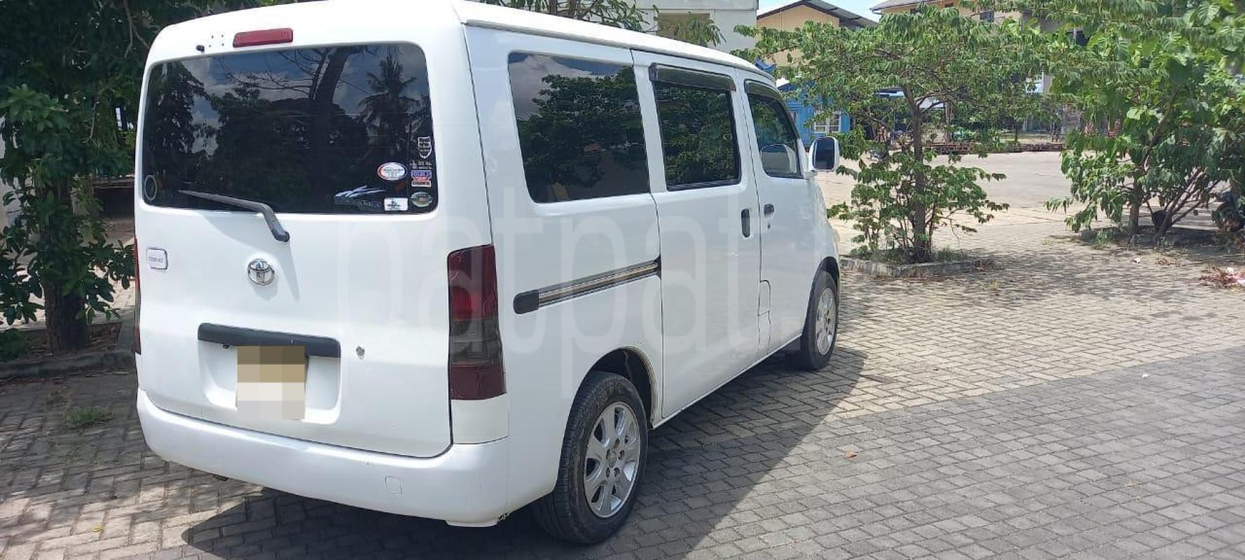 Toyota TownAce 2008 - பயன்படுத்தப்பட்டது வேன் sale in Sri Lanka - patpat.lk