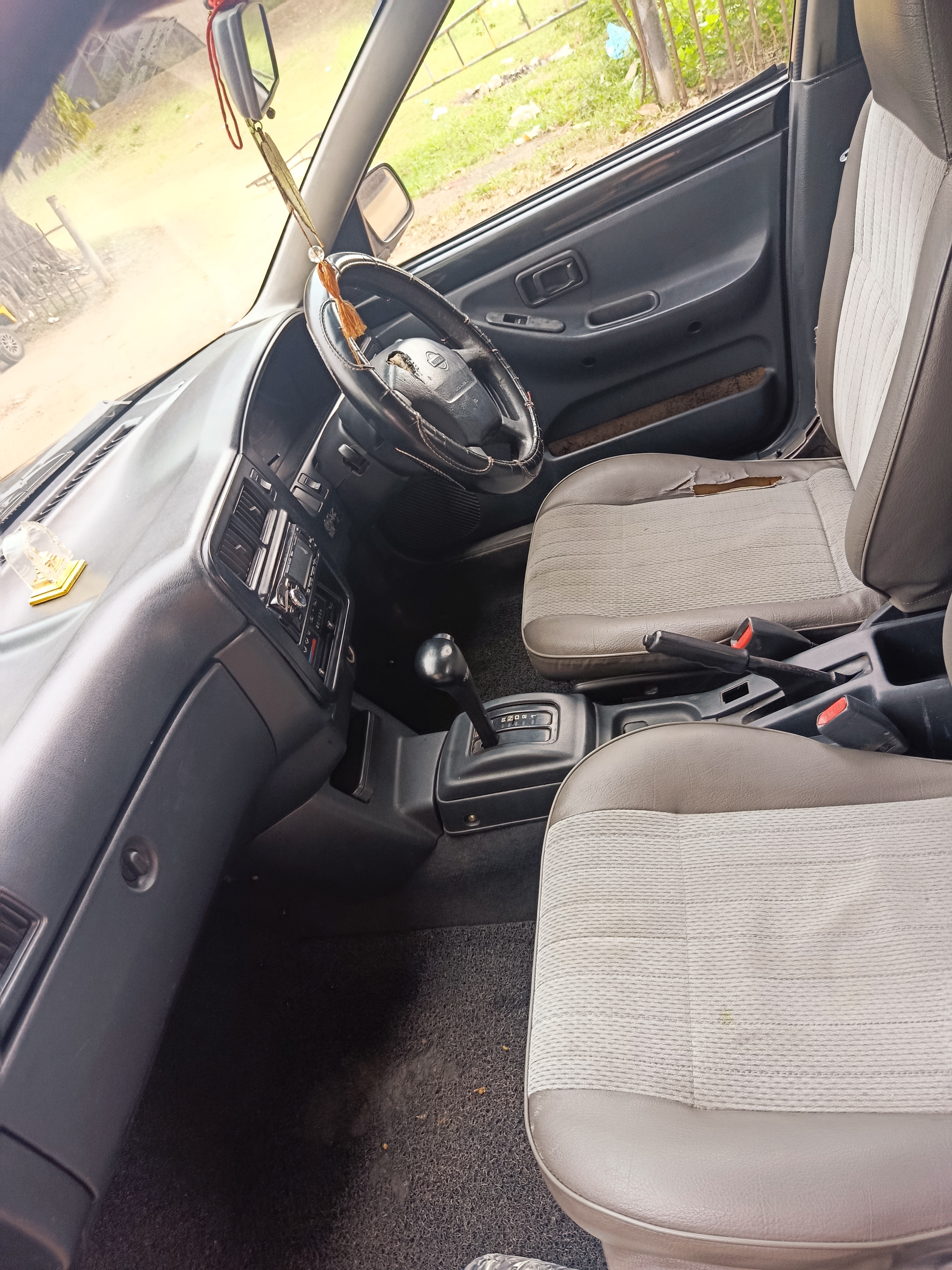 Nissan Wingroad 1997 - மறுசீரமைக்கப்பட்டது கார் sale in Sri Lanka - patpat.lk