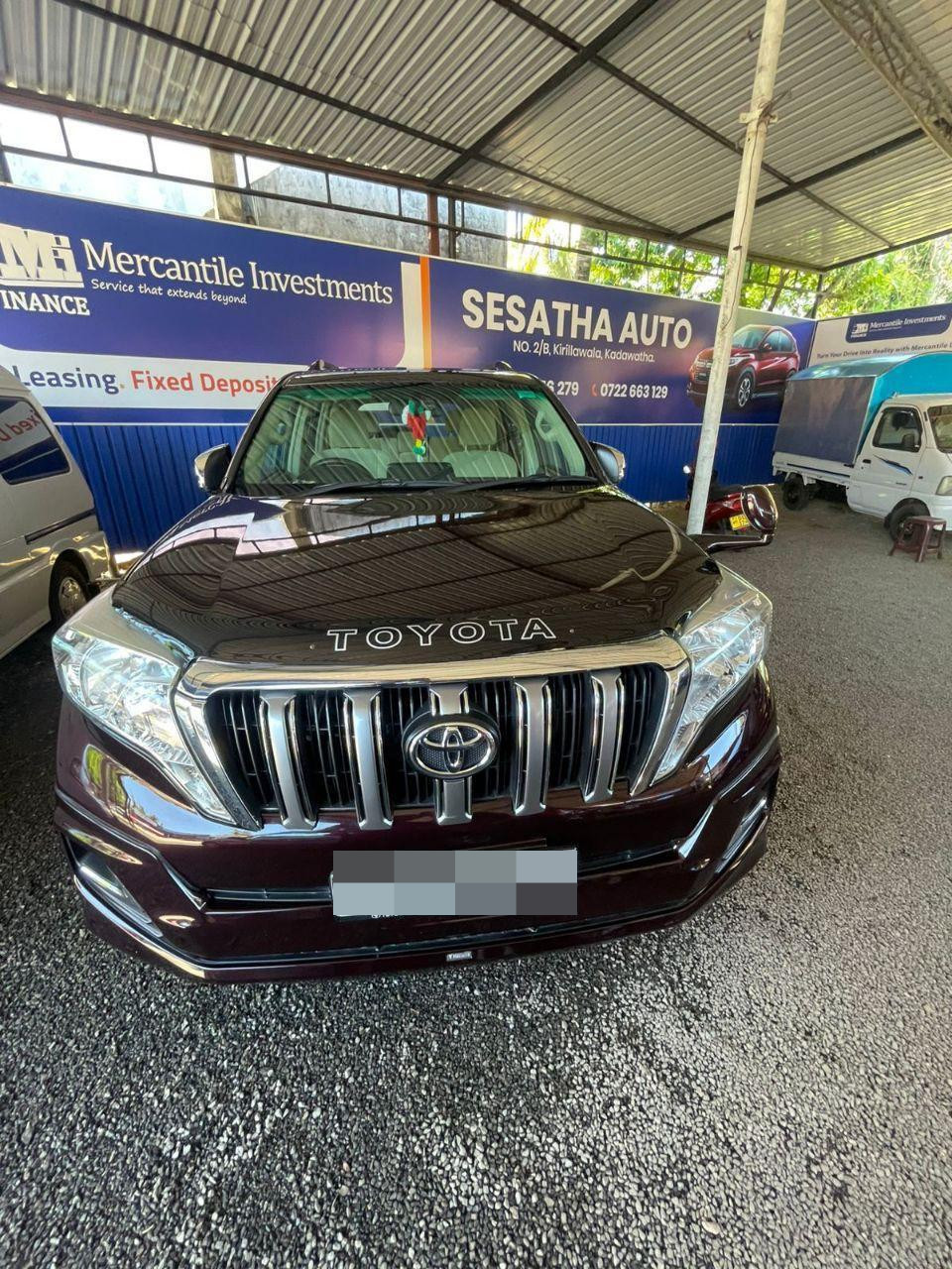Toyota Land Cruiser Prado 2010 - Used SUV sale in Sri Lanka - patpat.lk