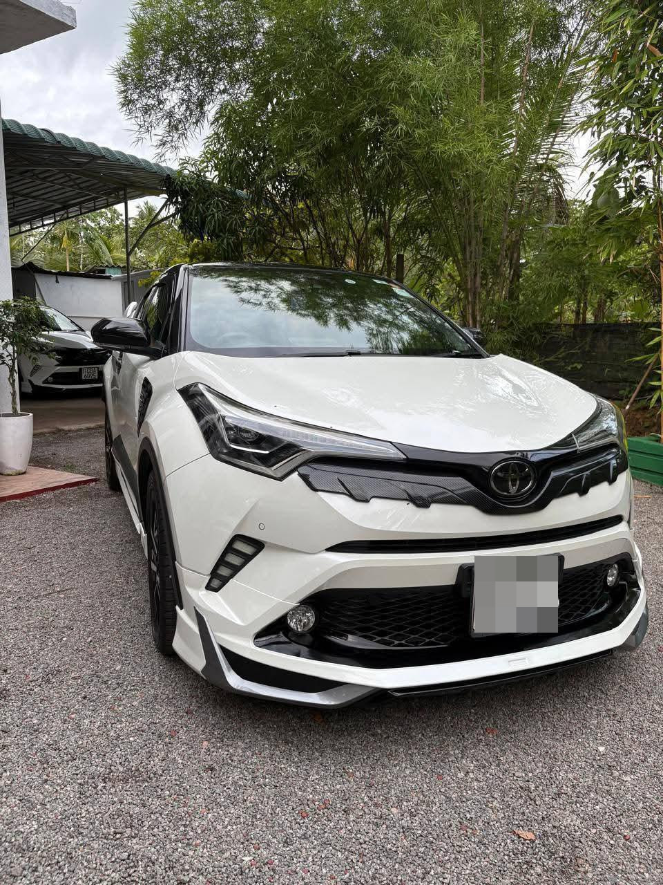 Toyota CHR 2018 - Used SUV sale in Sri Lanka - patpat.lk