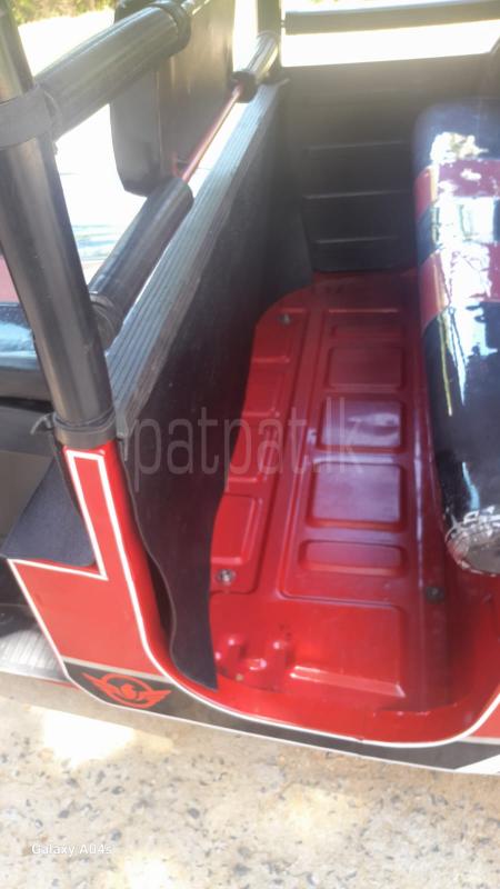 Bajaj Three Wheel 2020 - பயன்படுத்தப்பட்டது முச்சக்கர வண்டி sale in Sri Lanka - patpat.lk