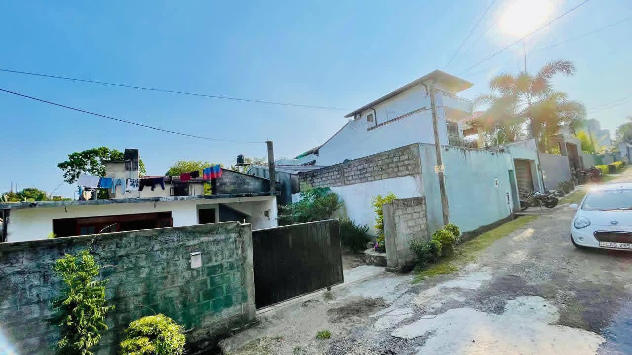 House for Sale in Athurugiriya