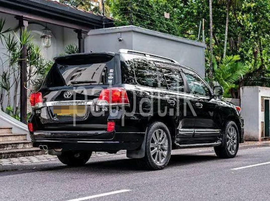 Advertisement image 4