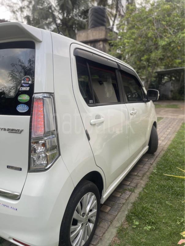 Advertisement image 4