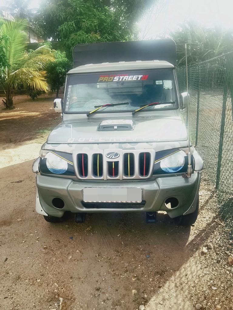 Mahindra Bolero 2015 ads-image-1
