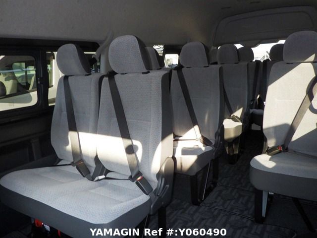 Toyota Hiace 2025 - අලුත් වෑන් රථය sale in Sri Lanka - patpat.lk