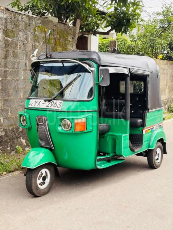 Bajaj Three Wheel 2012 - பயன்படுத்தப்பட்டது முச்சக்கர வண்டி sale in Sri Lanka - patpat.lk