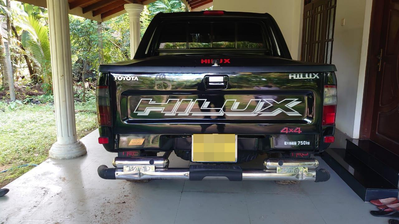 Toyota Hilux 1998 - Used Pick-up  sale in Sri Lanka - patpat.lk