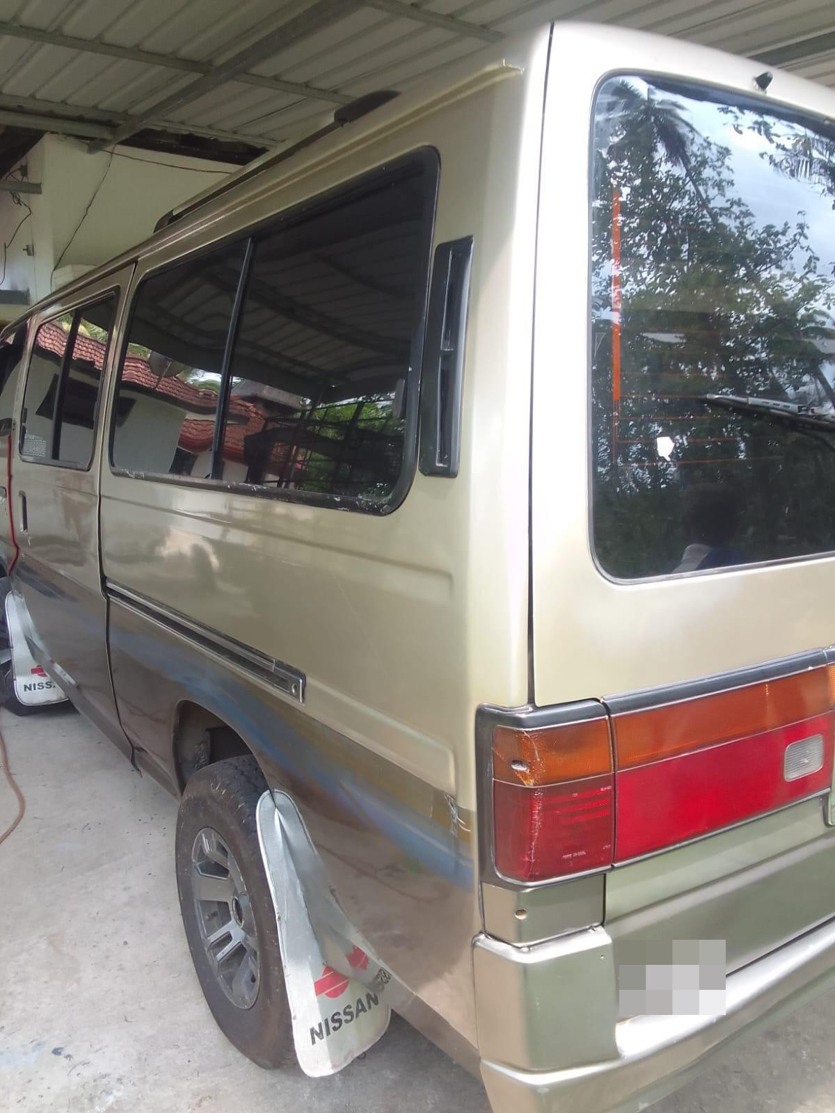 Nissan Caravan 1994 - භාවිතා කරන ලද වෑන් රථය sale in Sri Lanka - patpat.lk