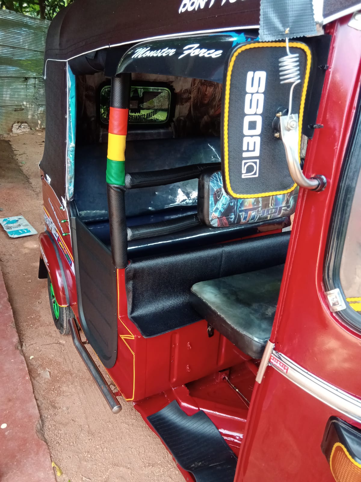 Bajaj Three Wheel 2006 - பயன்படுத்தப்பட்டது முச்சக்கர வண்டி sale in Sri Lanka - patpat.lk