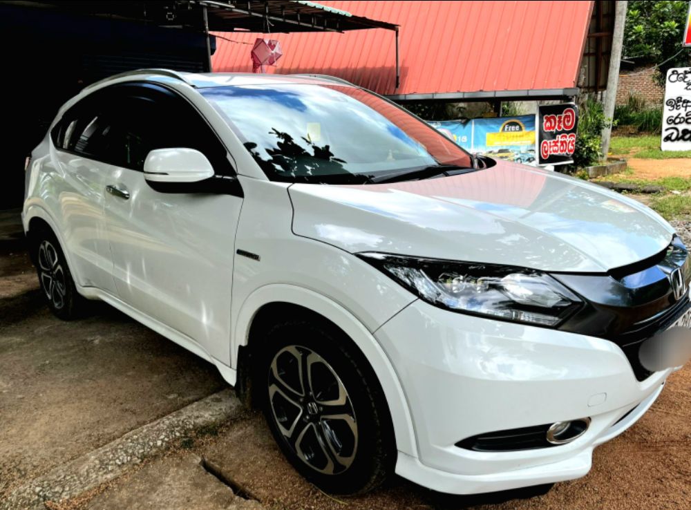 Honda Vezel 2014 - பயன்படுத்தப்பட்டது SUV sale in Sri Lanka - patpat.lk