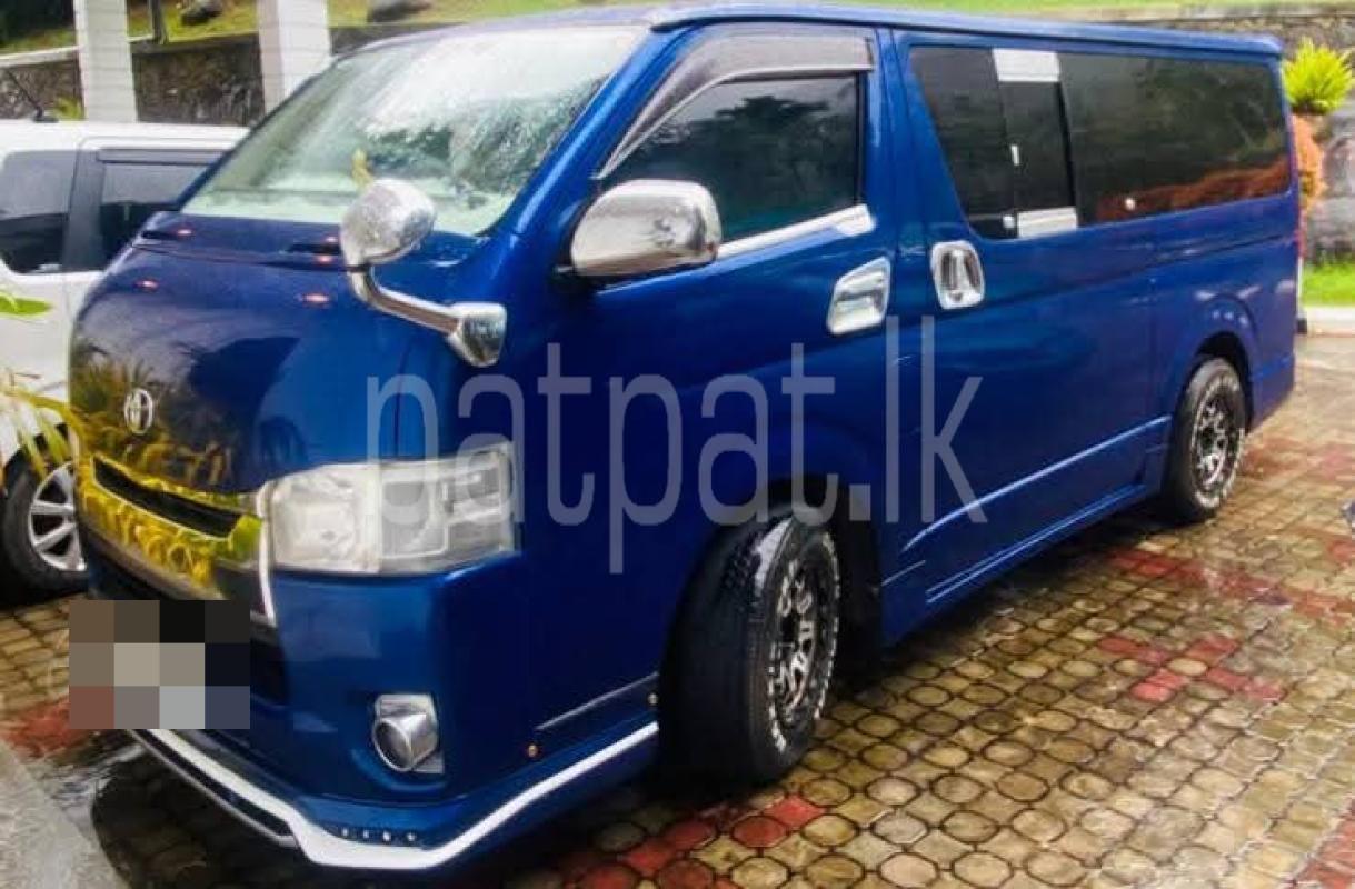 Toyota Hiace 2007 - பயன்படுத்தப்பட்டது வேன் sale in Sri Lanka - patpat.lk