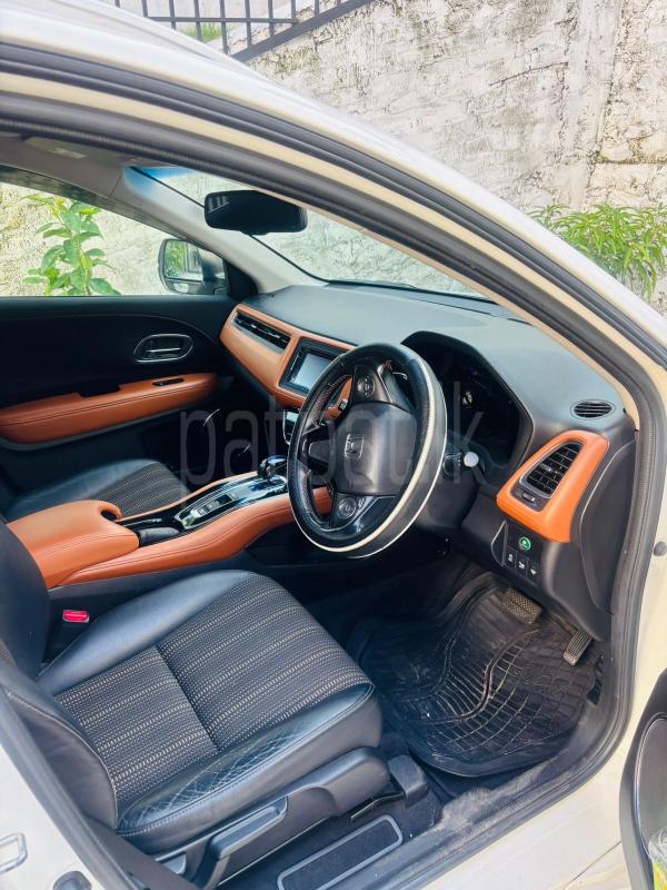 Honda Vezel 2016 - பயன்படுத்தப்பட்டது SUV sale in Sri Lanka - patpat.lk