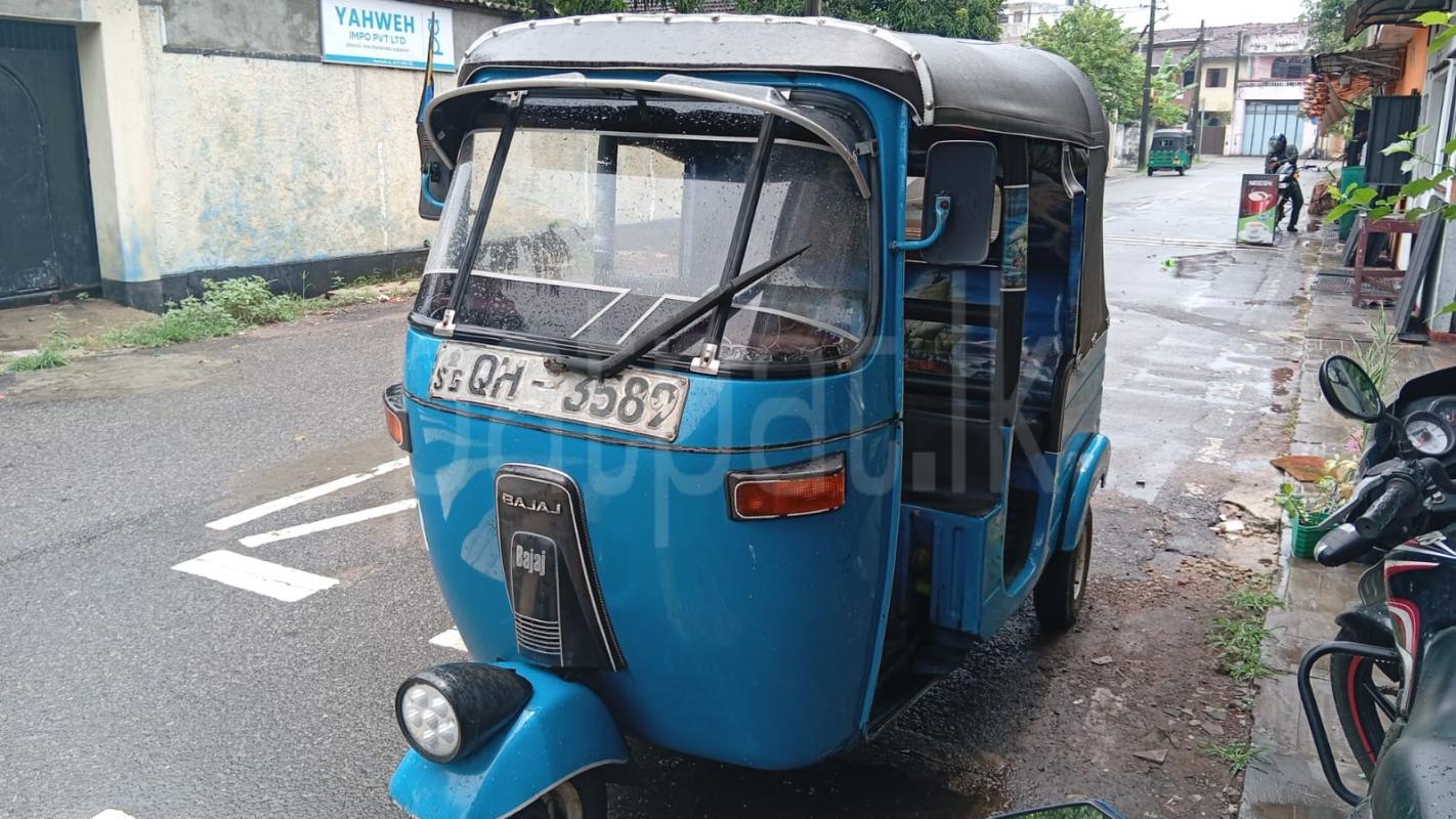 Bajaj 2 stroke 2007 - භාවිතා කරන ලද ත්‍රිරෝද රථය sale in Sri Lanka - patpat.lk