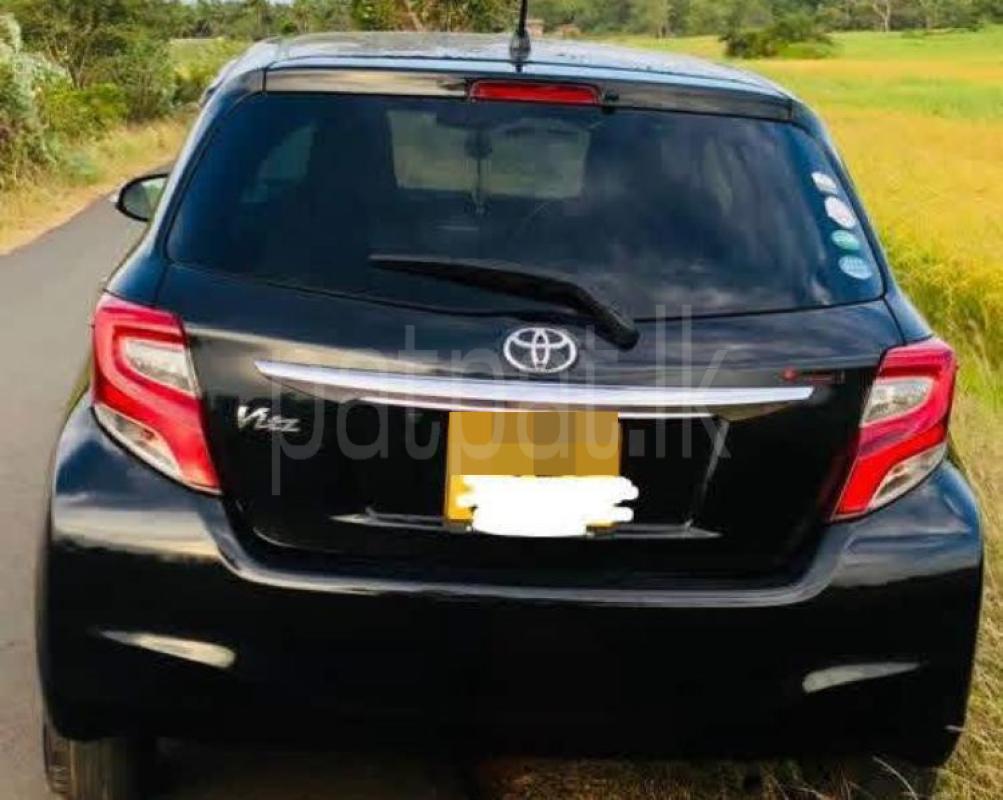 Toyota Vitz 2016 - பயன்படுத்தப்பட்டது கார் sale in Sri Lanka - patpat.lk