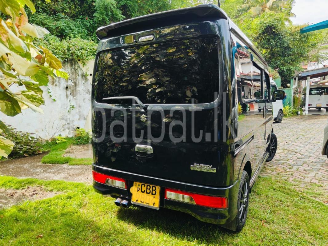 Advertisement image 5