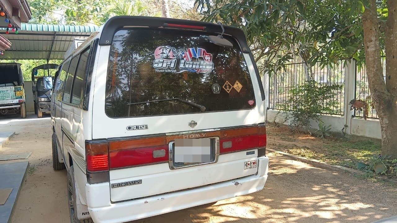 Nissan Caravan 1992 - Used Van sale in Sri Lanka - patpat.lk