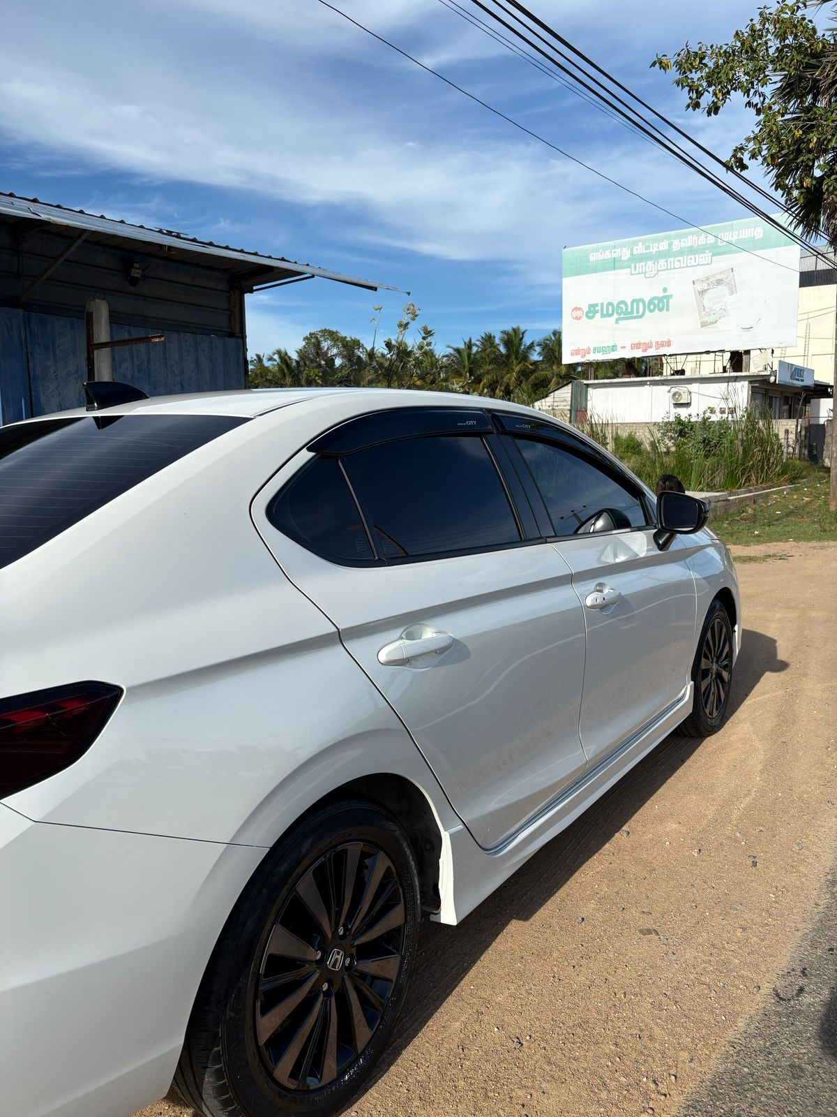 Honda City 2025 - பயன்படுத்தப்பட்டது கார் sale in Sri Lanka - patpat.lk