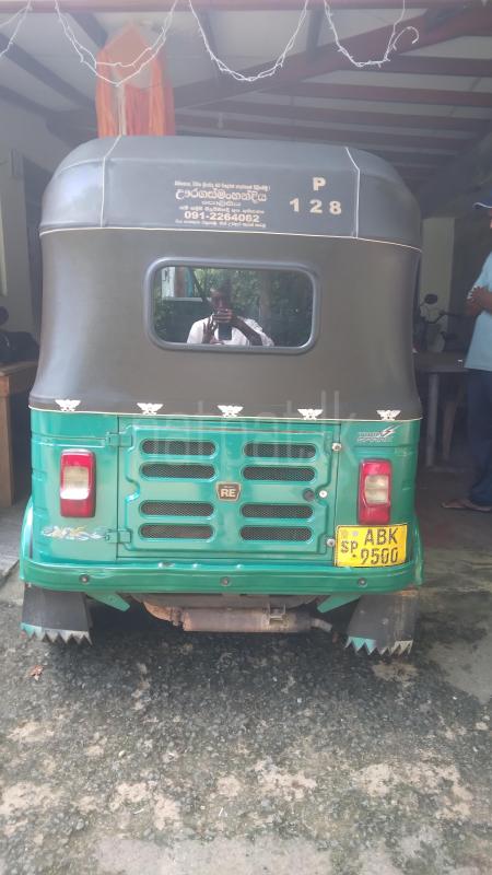 Bajaj Three Wheel 2016 - பயன்படுத்தப்பட்டது முச்சக்கர வண்டி sale in Sri Lanka - patpat.lk