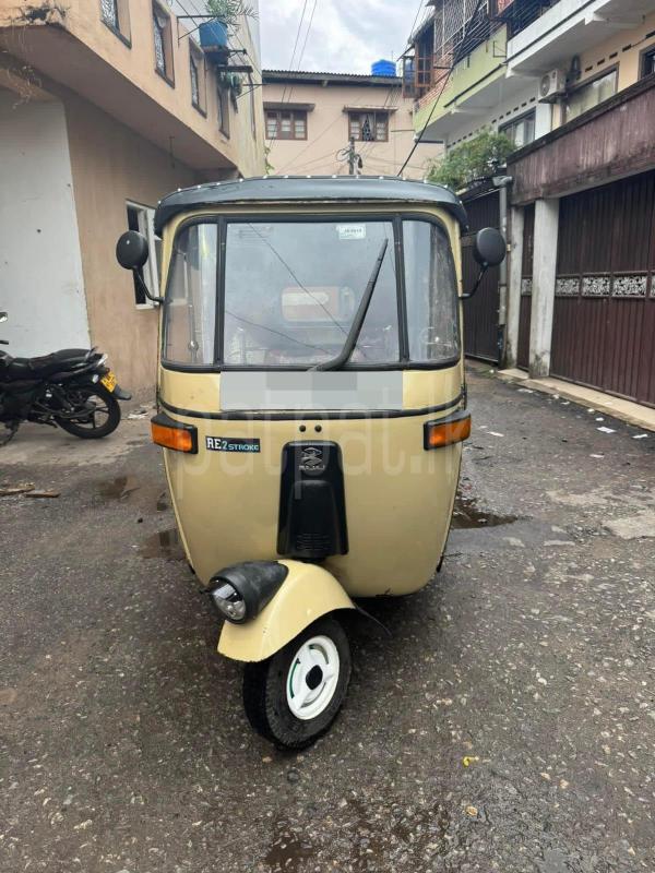 Bajaj Three Wheel 2004 - பயன்படுத்தப்பட்டது முச்சக்கர வண்டி sale in Sri Lanka - patpat.lk