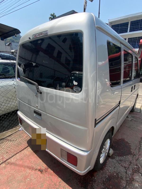 Advertisement image 5