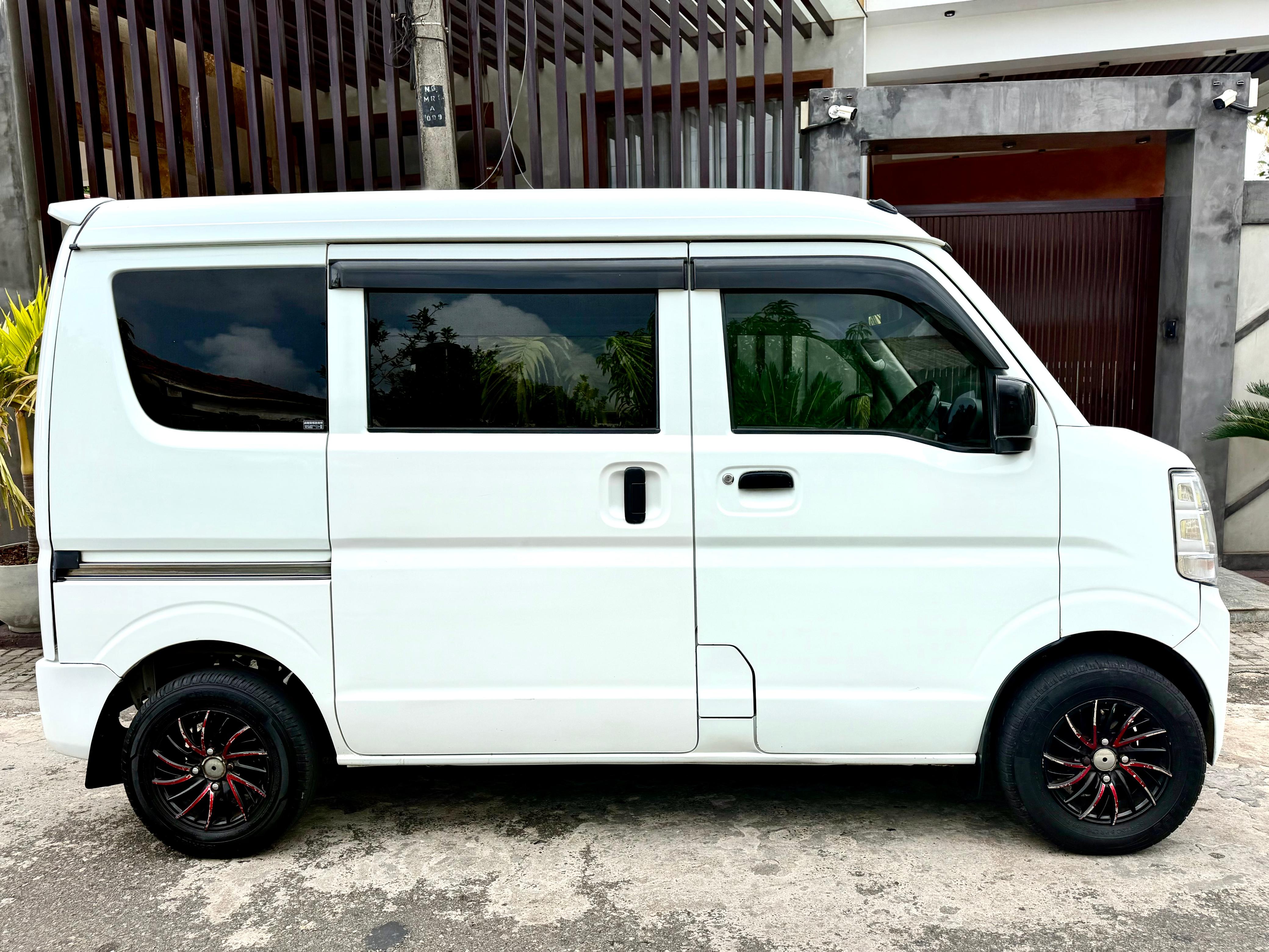 Suzuki Every 2018 - භාවිතා කරන ලද වෑන් රථය sale in Sri Lanka - patpat.lk