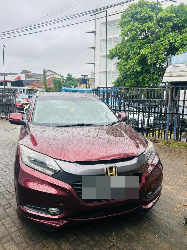 Honda Vezel 2015 - Used SUV sale in Sri Lanka - patpat.lk