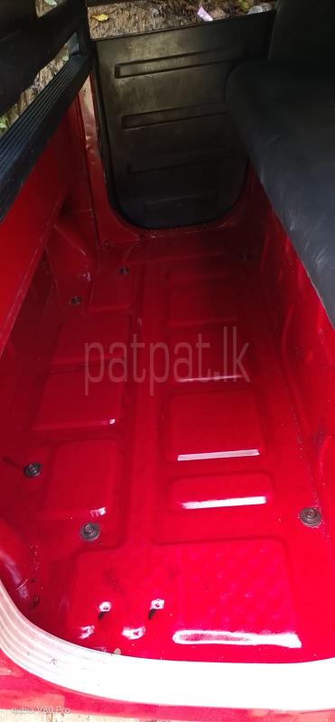 Bajaj 4 stroke 2017 - பயன்படுத்தப்பட்டது முச்சக்கர வண்டி sale in Sri Lanka - patpat.lk